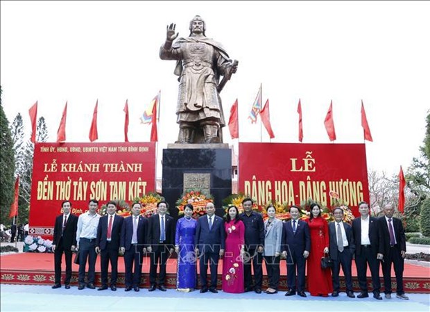 President Nguyen Xuan Phuc visits Binh Dinh province